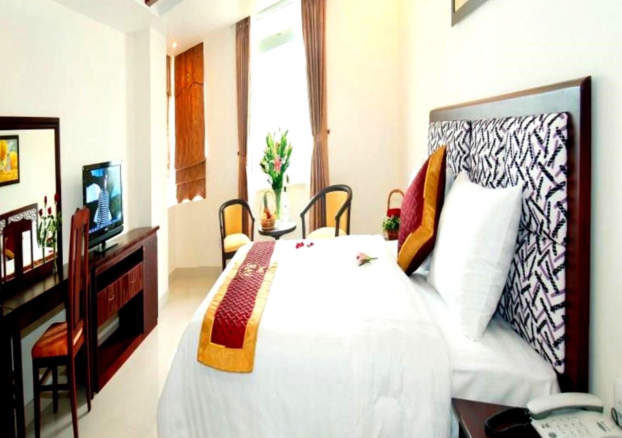Kay Hotel Da Nang - Near Dragon Bridge Εξωτερικό φωτογραφία