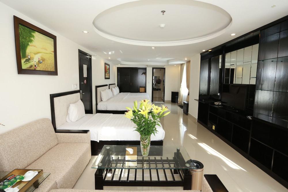 Kay Hotel Da Nang - Near Dragon Bridge Εξωτερικό φωτογραφία