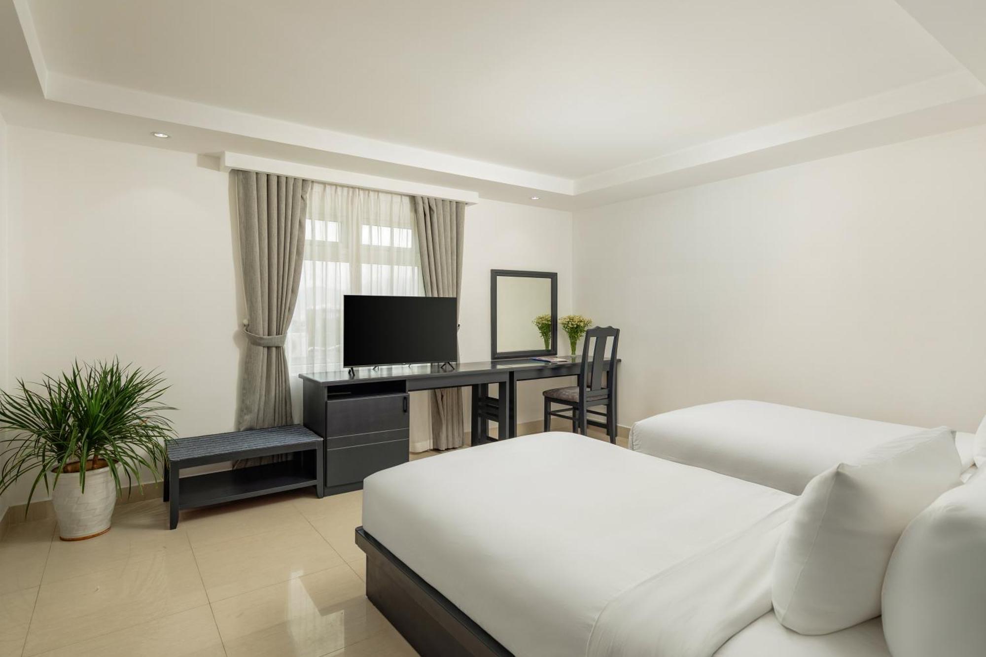 Kay Hotel Da Nang - Near Dragon Bridge Εξωτερικό φωτογραφία