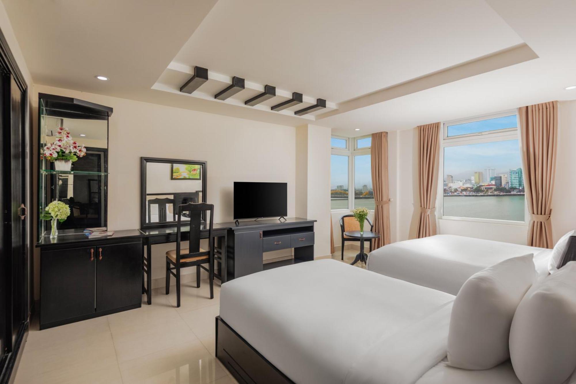 Kay Hotel Da Nang - Near Dragon Bridge Εξωτερικό φωτογραφία
