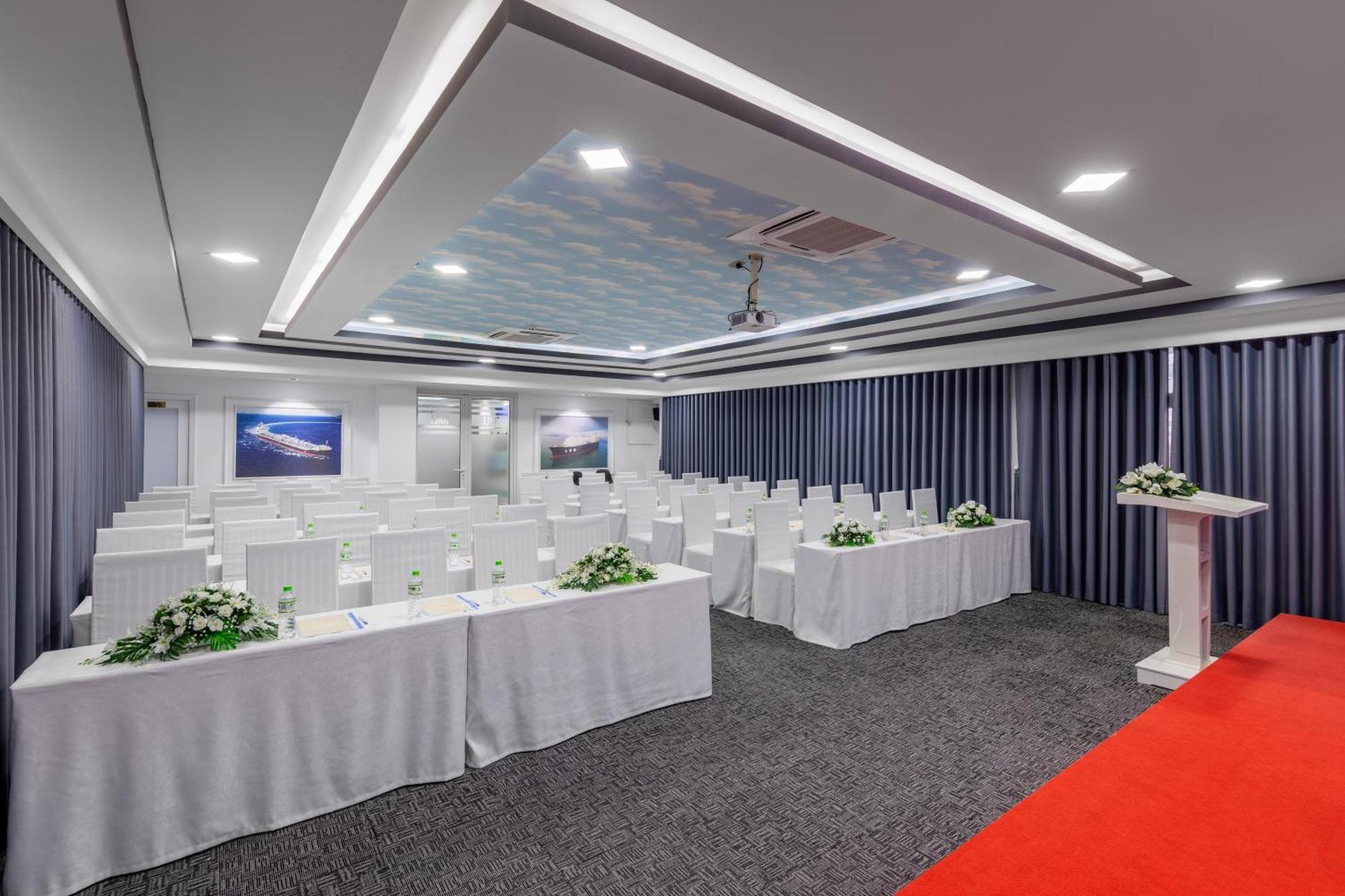 Kay Hotel Da Nang - Near Dragon Bridge Εξωτερικό φωτογραφία