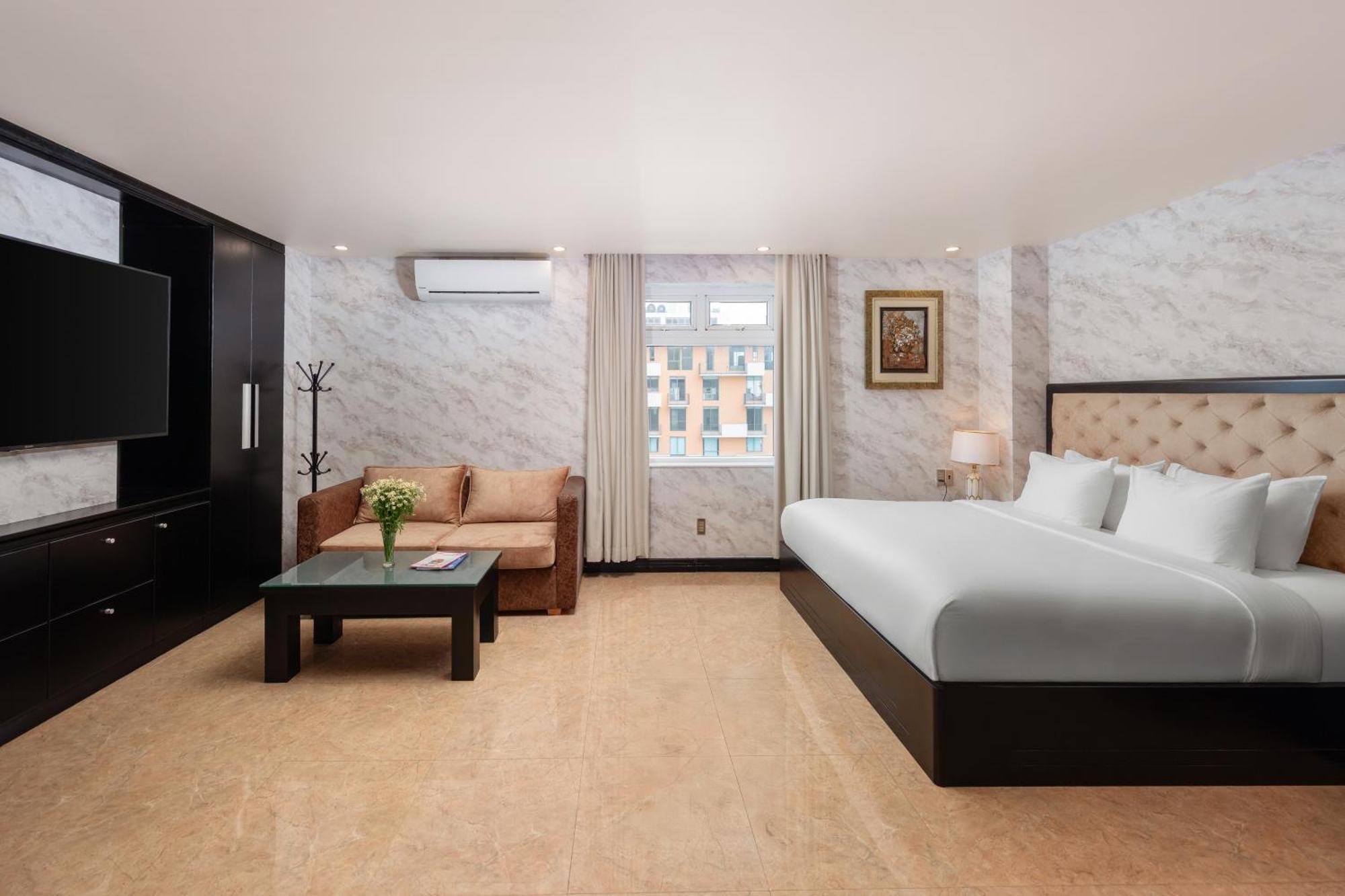 Kay Hotel Da Nang - Near Dragon Bridge Εξωτερικό φωτογραφία