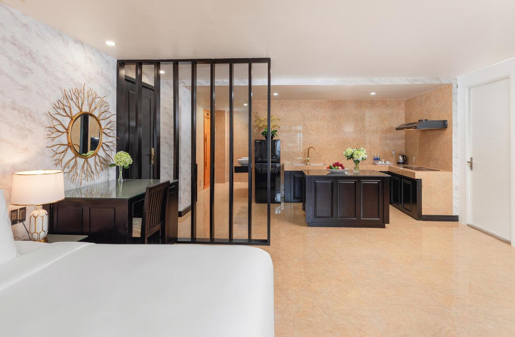 Kay Hotel Da Nang - Near Dragon Bridge Εξωτερικό φωτογραφία