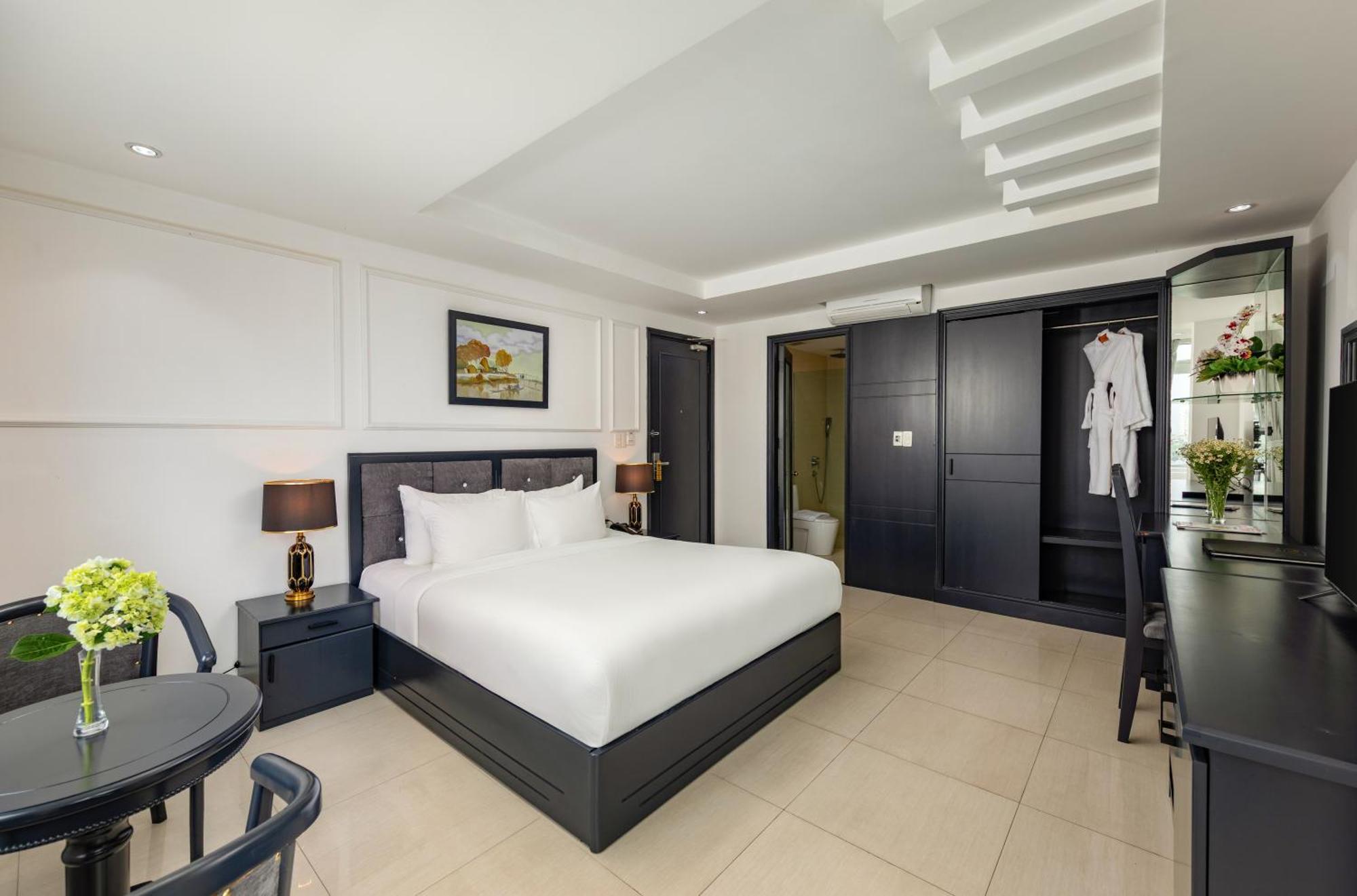 Kay Hotel Da Nang - Near Dragon Bridge Εξωτερικό φωτογραφία