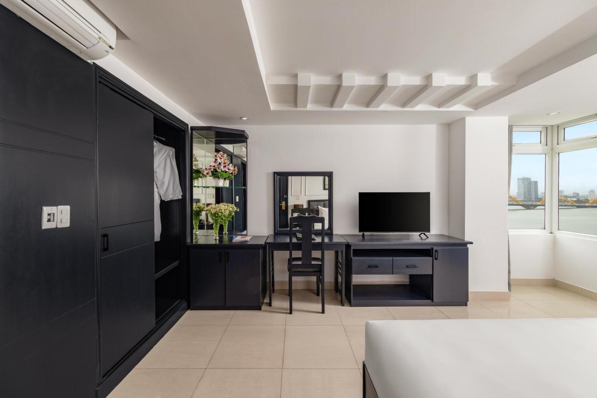 Kay Hotel Da Nang - Near Dragon Bridge Εξωτερικό φωτογραφία
