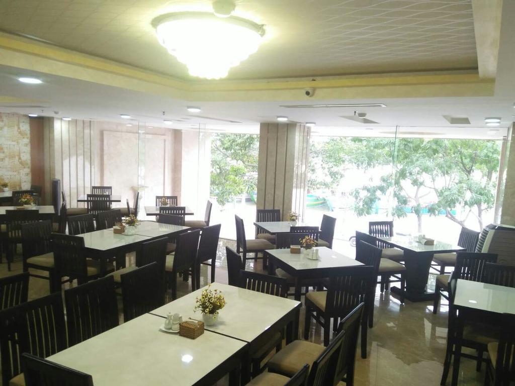 Kay Hotel Da Nang - Near Dragon Bridge Εξωτερικό φωτογραφία