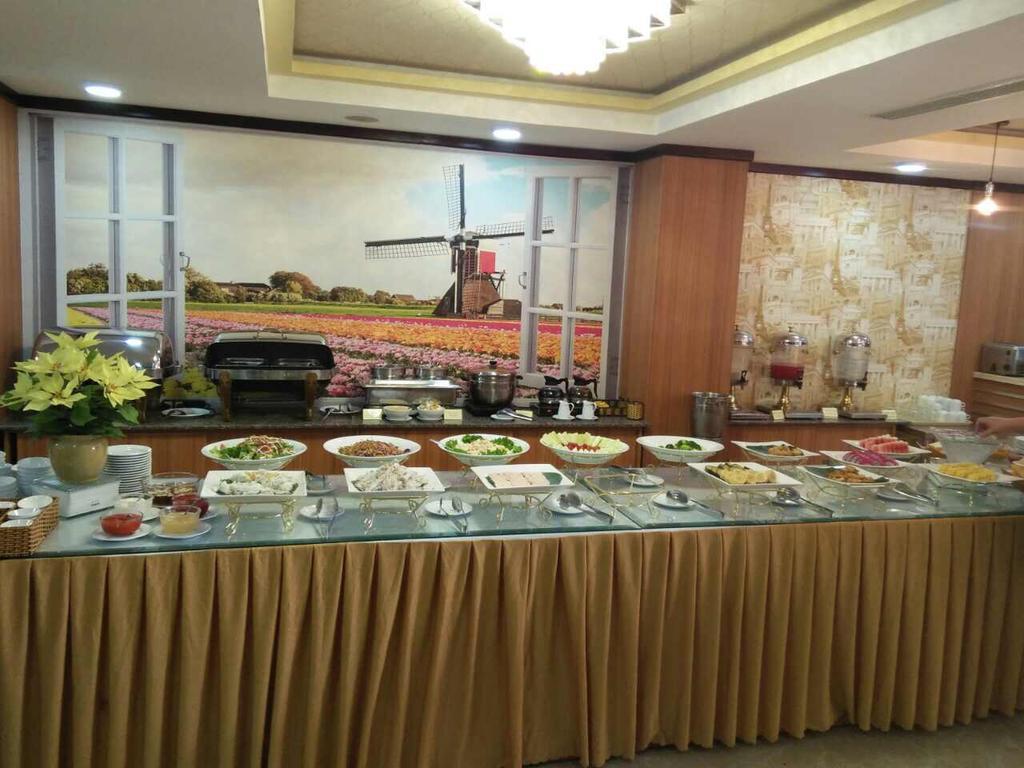 Kay Hotel Da Nang - Near Dragon Bridge Εξωτερικό φωτογραφία